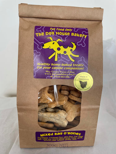 Mixed Bag O’Bones in a small bone - Four of our favourite flavours are here in one bag – Tricky Treats, Dogs Breakfast, Itchy Scratchy and Breath Busters.